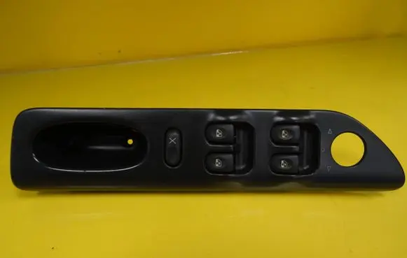 Renault Laguna I Electric window control switch 7701699599 7700417090 7700417487B