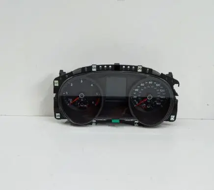 Volkswagen PASSAT B8 Speedometer (instrument cluster) 3G0920941A