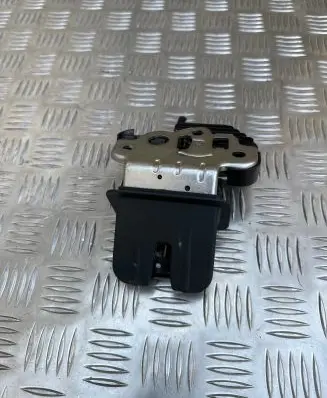 Audi A5 Sportback 8TA Tailgate/trunk/boot lock/catch/latch 8R0827505