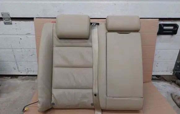 Rear seat