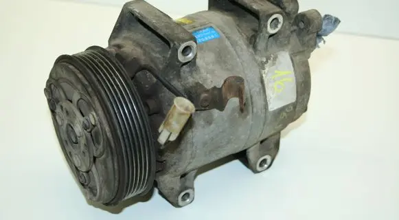 Volvo XC90 Air conditioning (A/C) compressor (pump) 8708581
