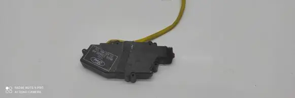 Ford Scorpio Front door lock 85GG220A20AB