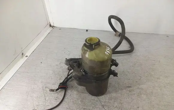 Opel Astra H Power steering pump 1040085003094D0TRW