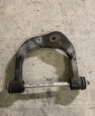 Toyota Land Cruiser (HDJ90) Front upper control arm/wishbone 