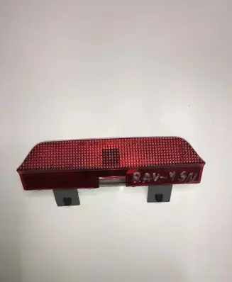 Toyota RAV 4 (XA20) Third/center stoplight E139798