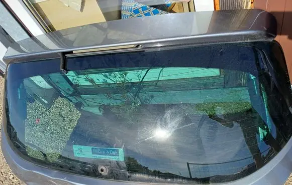 Peugeot 3008 I Rear windscreen/windshield window 
