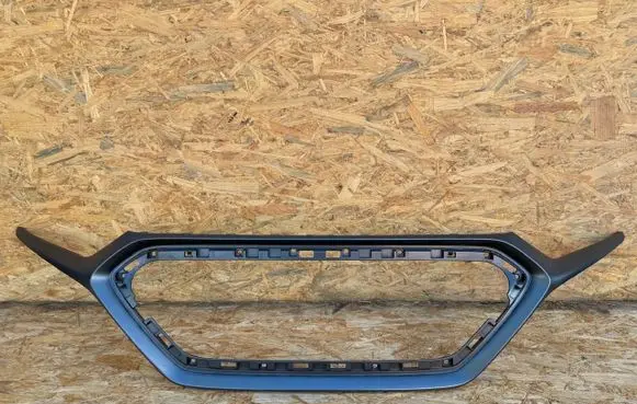 Hyundai Ioniq Front bumper upper radiator grill 86586G7500