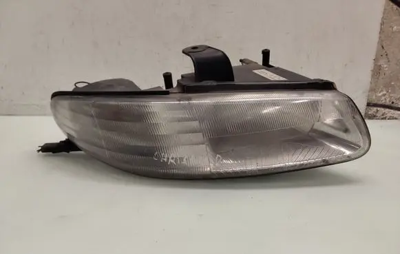Chrysler Voyager Headlight/headlamp