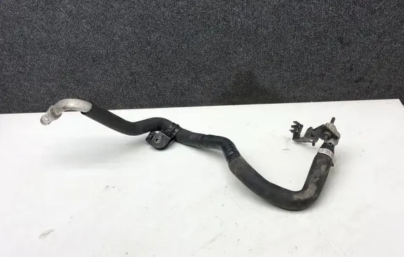 Air conditioning (A/C) pipe/hose