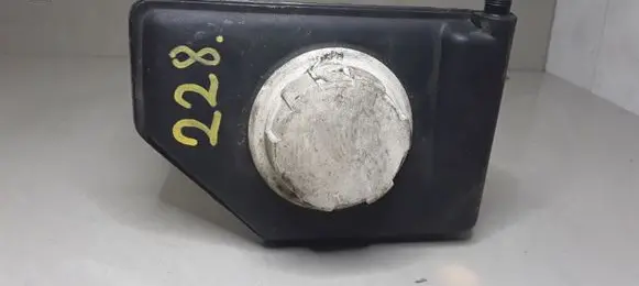 Coolant expansion tank/reservoir