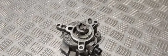 Volvo S60 Vacuum pump 31316688