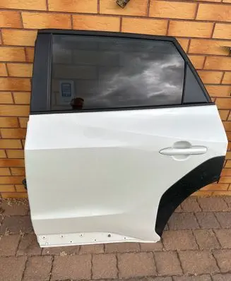 Toyota bZ4X Rear door