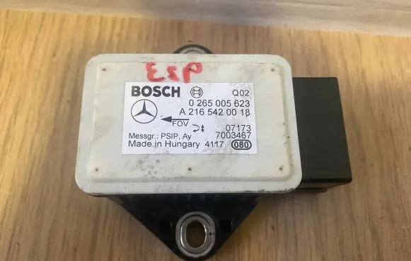 Mercedes-Benz E W211 ESP acceleration yaw rate sensor A2165420018 0265005623 7003467