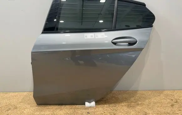 BMW 1 F70 Rear door 