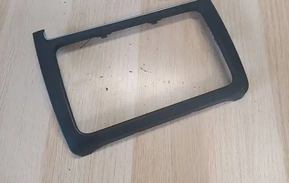 Volkswagen Polo V 6R Radio/GPS head unit trim 6R0858069