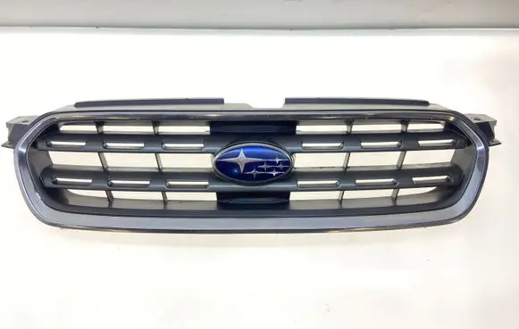 Subaru Outback Front bumper upper radiator grill 91121AG021 91121AG020
