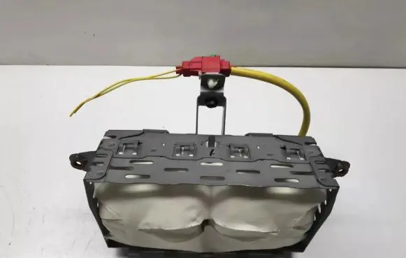 Mitsubishi Outlander Passenger airbag MN134946