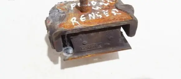 Engine mount bracket