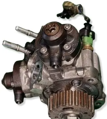 Land Rover Range Rover Sport L494 Fuel injection high pressure pump 0445010821