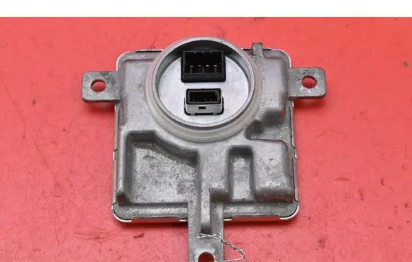 Volvo V40 Voltage converter/converter module 7226115099