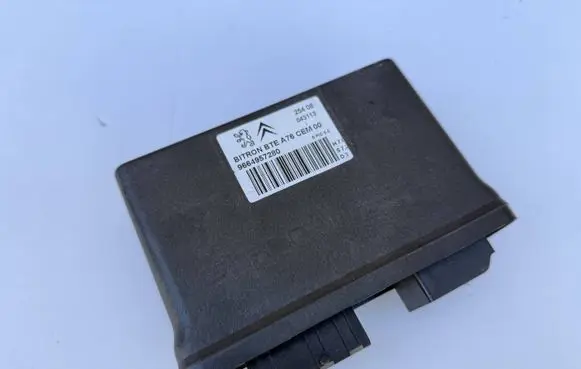 Peugeot 207 CC Convertible roof control unit 9664957280