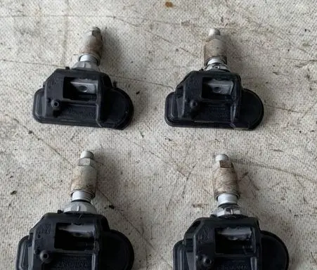Audi A4 S4 B5 8D Tire pressure control unit 433MHZ