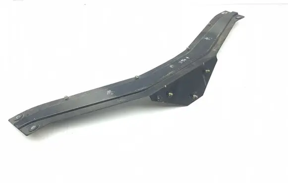 Top upper radiator support slam panel