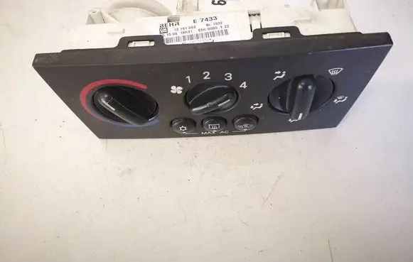 Opel Meriva A Climate control unit 13191583