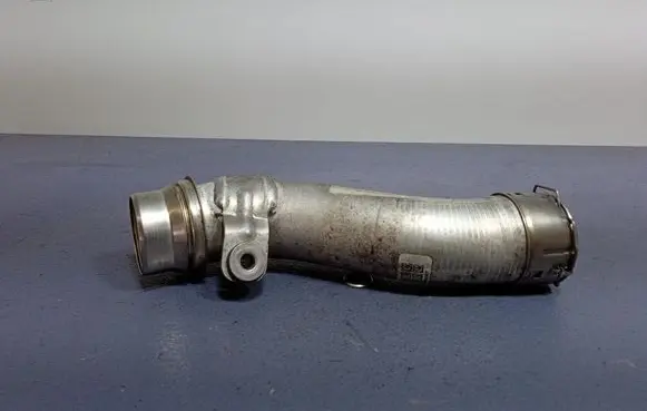 BMW M4 G82 G83 Air intake hose/pipe 8054841