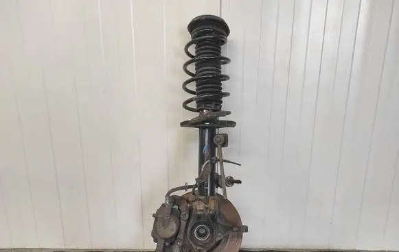 Peugeot 301 Front shock absorber/damper 9826219680