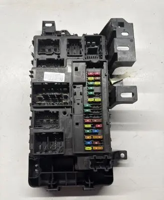 Ford Mustang VI Fuse module A2C7522550400 16023194317