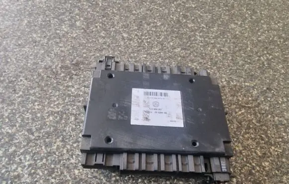 Volkswagen Touareg I Comfort/convenience module 7L6959257