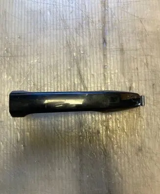 Subaru Outback (BS) Front door exterior handle 8DA0 4122