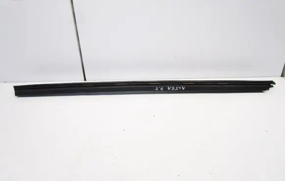 Seat Altea XL Front door trim (molding) 
