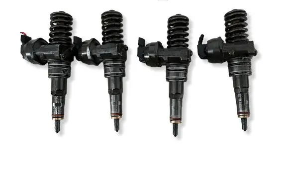 Audi A6 S6 C6 4F Fuel injectors set 0414720215