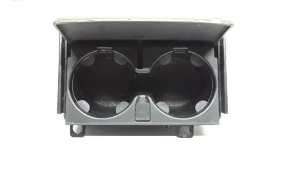 Volvo XC90 Cup holder 
