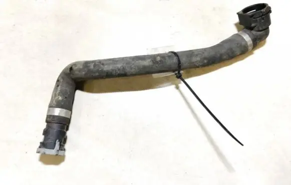 Volvo V50 Engine coolant pipe/hose
