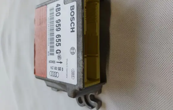 Audi A6 S6 C5 4B Airbag control unit/module BOSCH 4B0959655G 0285001274