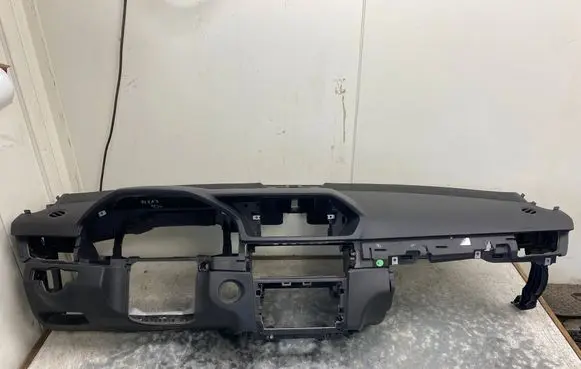 Mercedes-Benz E W212 Dashboard 21268023879BILI 21268023879