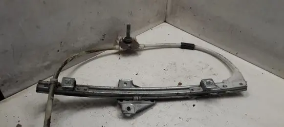 Rear door manual window regulator