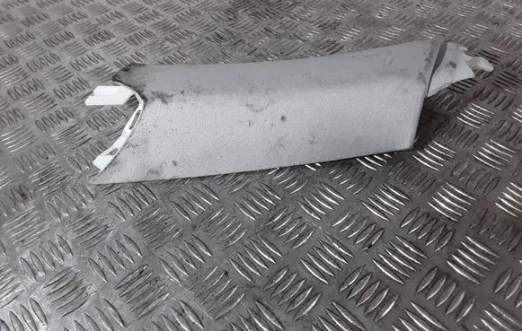 (C) pillar trim