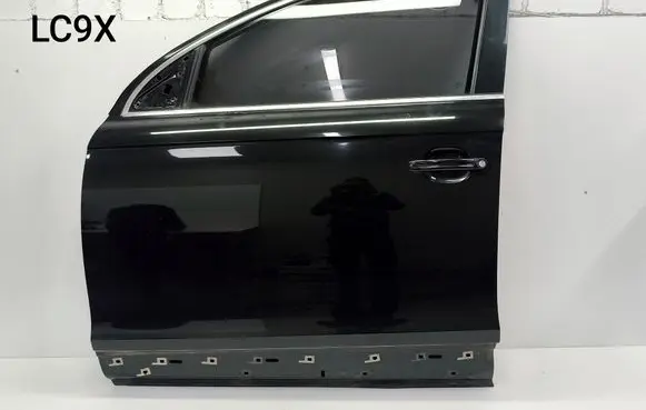 Audi Q7 4L Front door 
