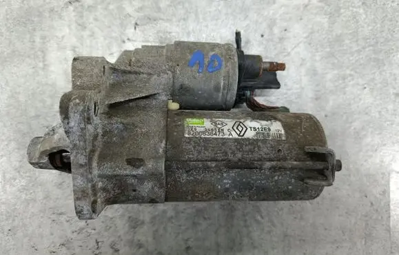 Renault Clio III Starter motor 8200836473A