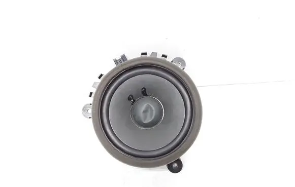 Volvo V70 Front door speaker 30657445