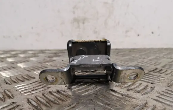 Volvo XC90 Tailgate/trunk/boot hinge