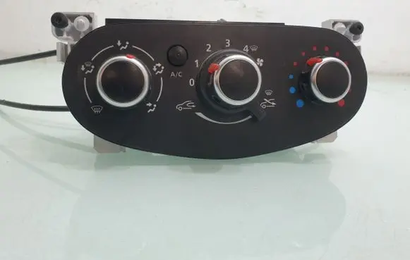 Dacia Dokker Climate control unit 5P3743000