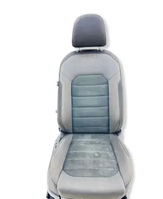 Volkswagen Golf Sportsvan Front passenger seat 