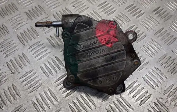 Toyota Avensis T250 Vacuum pump BRAK