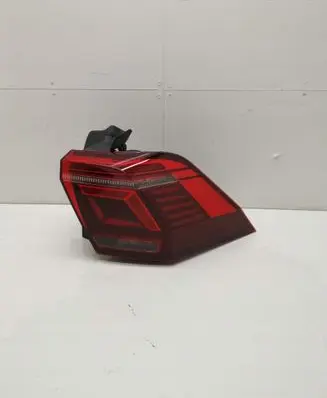 Volkswagen Tiguan Rear/tail lights 5NA945208J