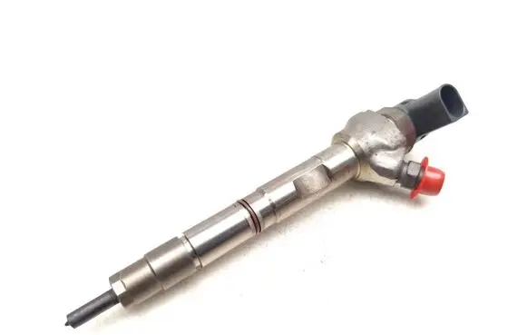 Skoda Octavia Mk3 (5E) Fuel injector 04L130277AE